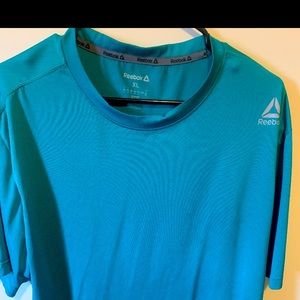 Men’s Reebok t-shirt